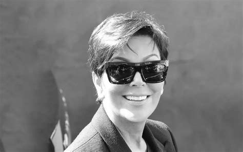 kris jenner eyeglasses.